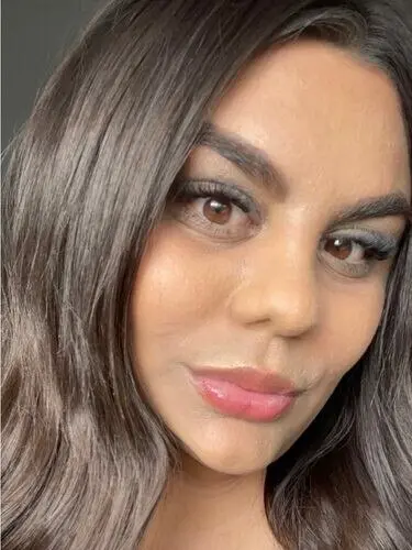 Funlovingirl Profile image 1